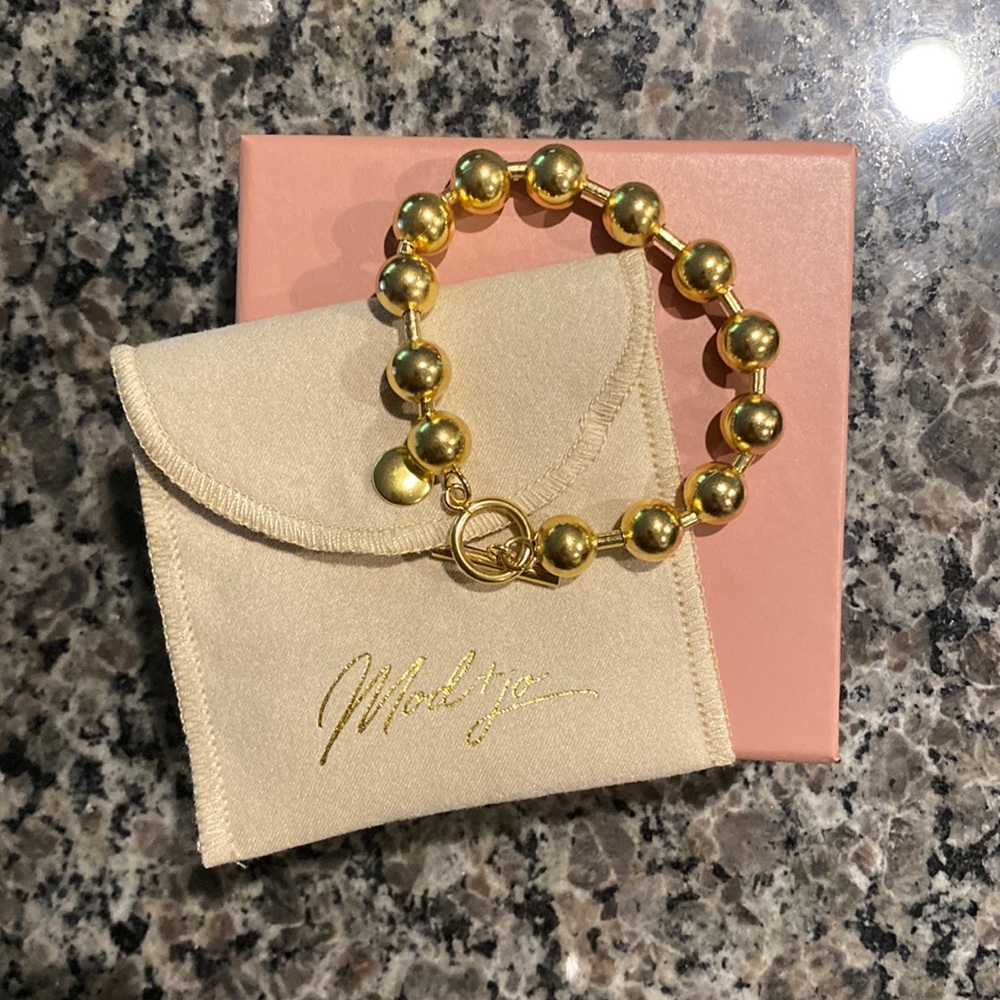 Gold Beaded Toggle Bracelet - Polished Gold Spheres